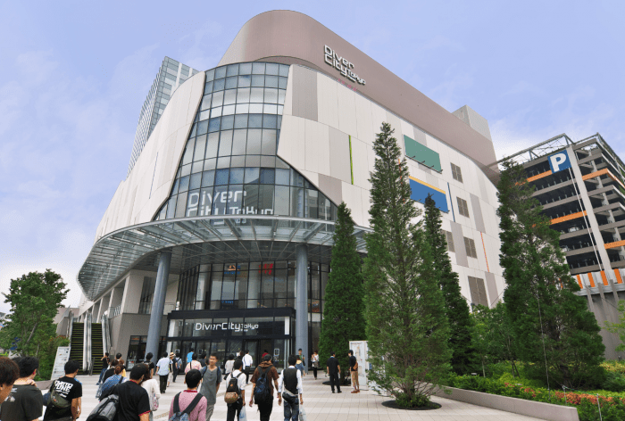 DiverCity Tokyo Plaza